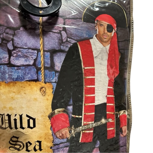 Wild at Sea Pirate Costume with Red and Black Jacket Men’s Large 42-44” - Picture 3 of 4